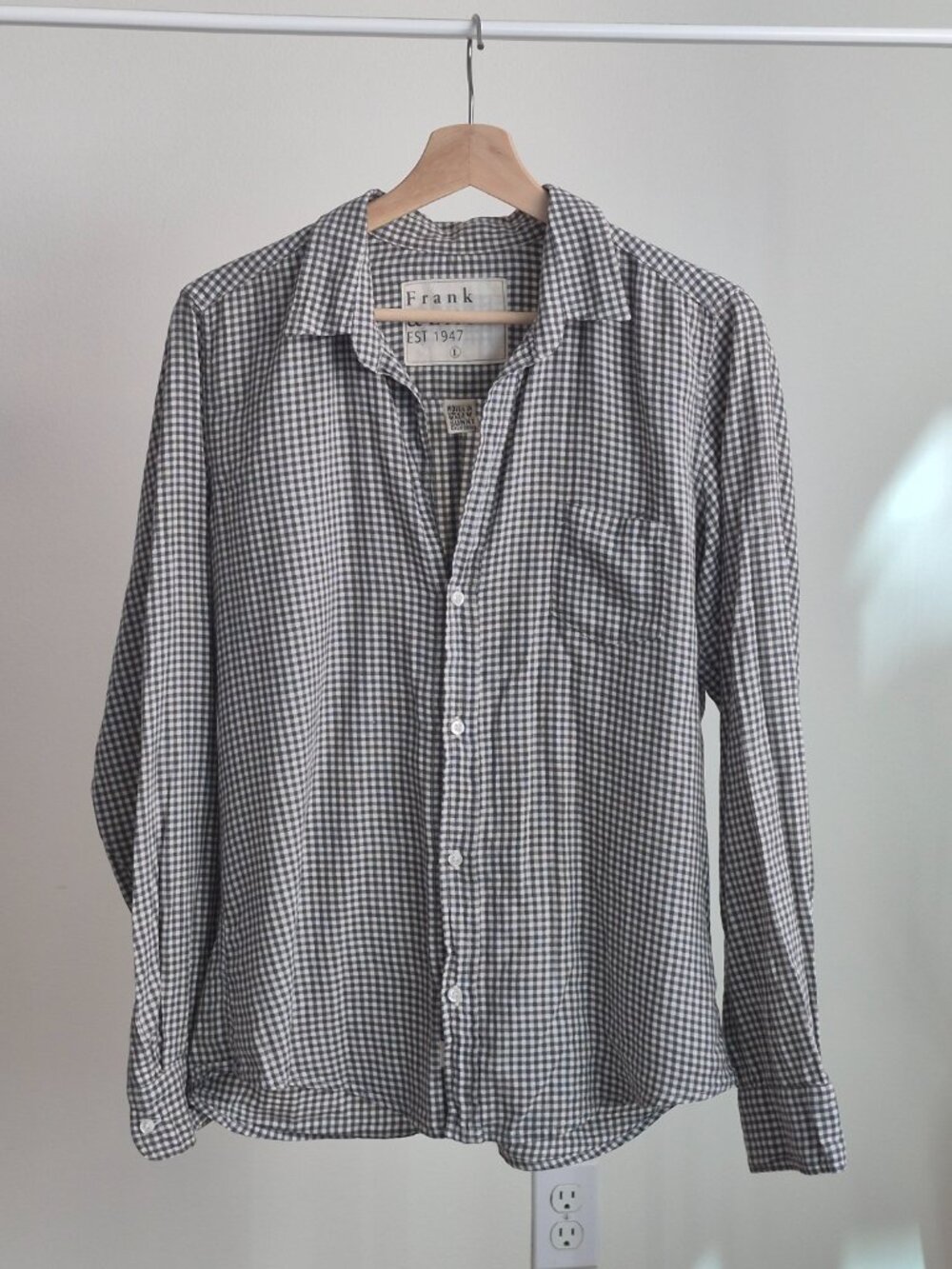 Frank & Eileen Barry Shirt Women’s L Gray White Gingham 100% Cotton Made USA